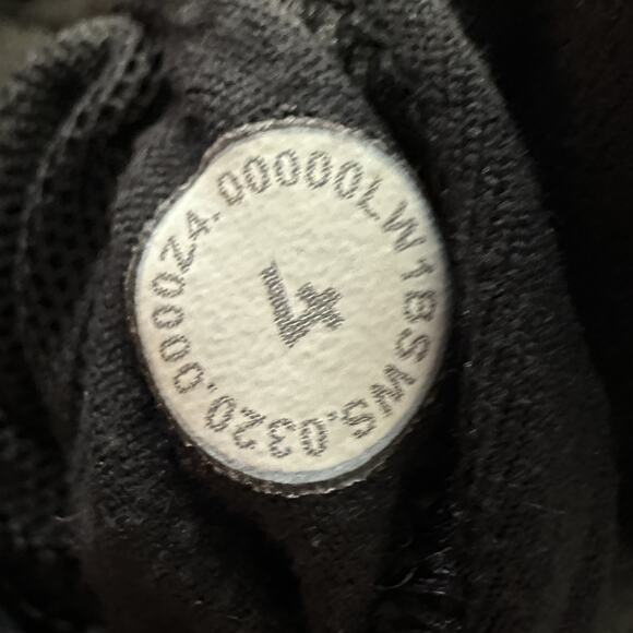 Lululemon Athletica Black Align Tank Top Soft Nulu Built In Bra NO‎ Pads Size 4 - Picture 8 of 8